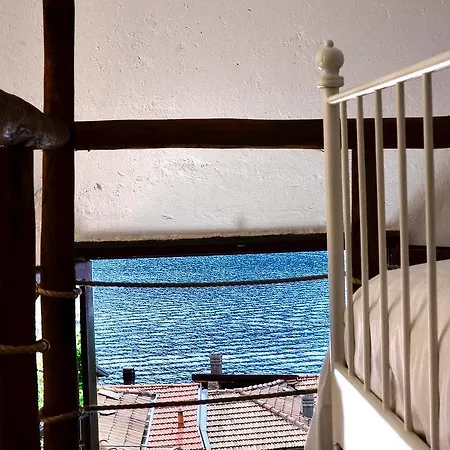 Altido Beautiful Apt For 3 With Picturesque Lake View *